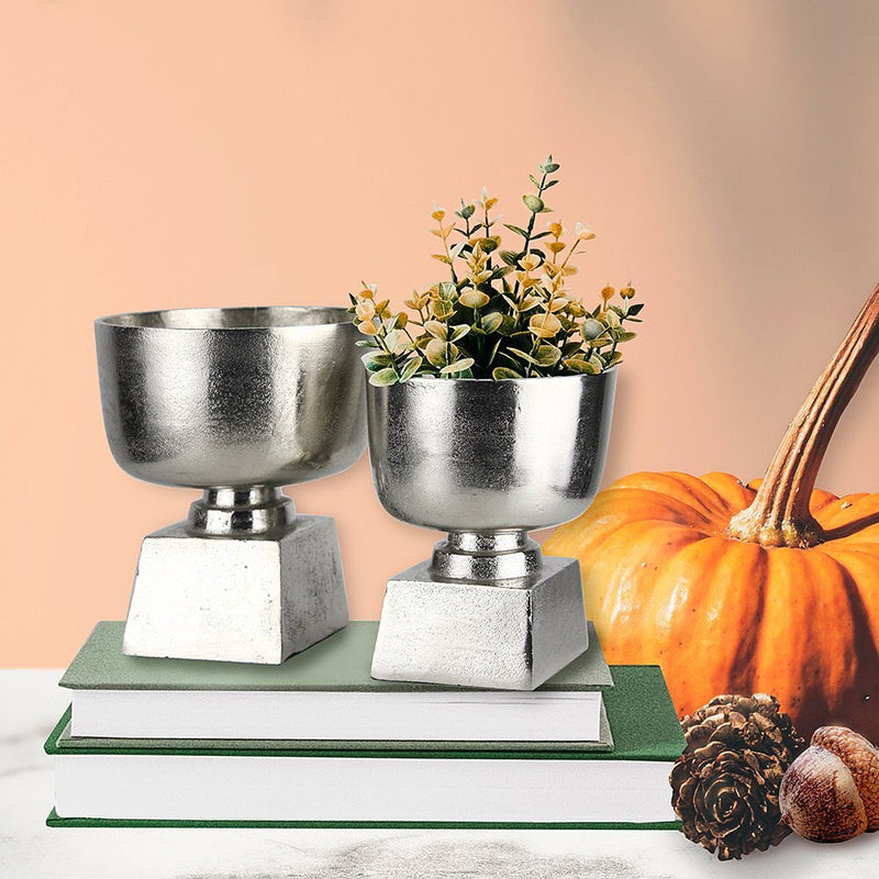 Calix Bowls - Wholesale Designer Metal Candleholders & Candelabras, Modern Centerpieces, Contemporary Plant Stands in Bulk for Interior Design & Home Decor | Unlimited Containers Inc