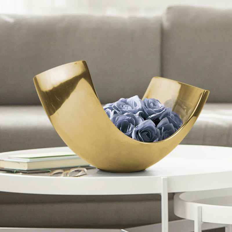 Modern - Wholesale Designer Metal Candleholders & Candelabras, Modern Centerpieces, Contemporary Plant Stands in Bulk for Interior Design & Home Decor | Unlimited Containers Inc