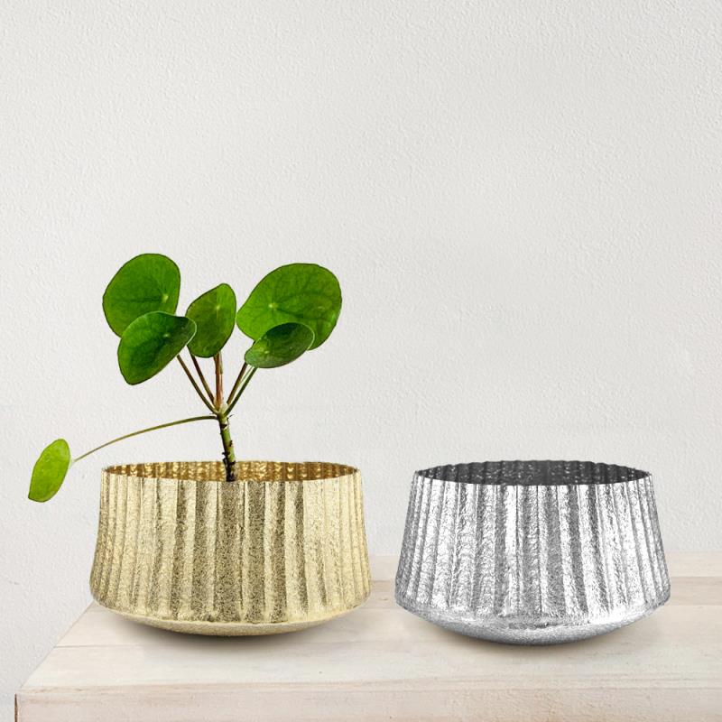 Scallop Metal Bowl - Wholesale Designer Metal Candleholders & Candelabras, Modern Centerpieces, Contemporary Plant Stands in Bulk for Interior Design & Home Decor | Unlimited Containers Inc