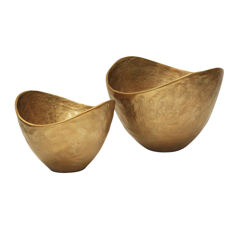 Curve Bowl - Wholesale Designer Metal Candleholders & Candelabras, Modern Centerpieces, Contemporary Plant Stands in Bulk for Interior Design & Home Decor | Unlimited Containers Inc