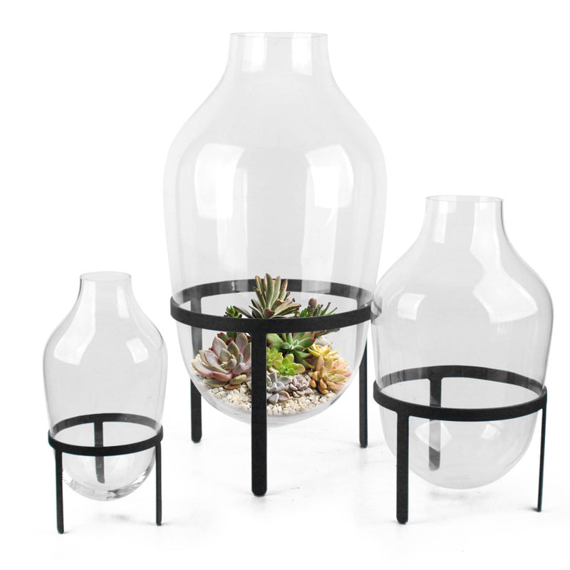 Dubai - Wholesale Glass Floral Vases, Colorful Flower Vessels in Bulk & Decorative Containers For Florists | Unlimited Containers Inc